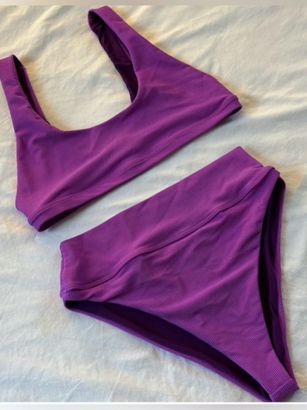 Beach Riot Scoop Neck Top & High Waist Bikini Bottom Set Size Large Purple - Picture 3 of 9